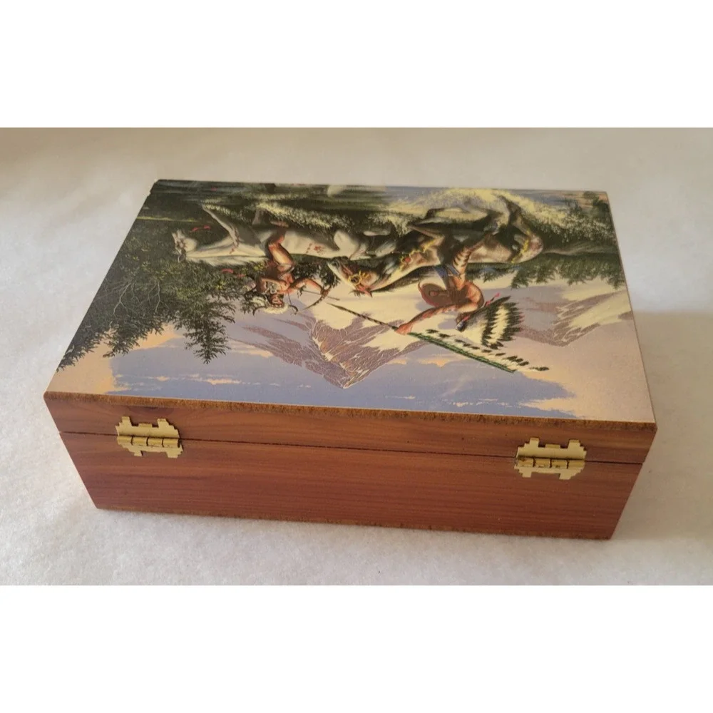 Vtg Wood Box Native American Warriors Horses Las Vegas Hinged Trinket‎ holder